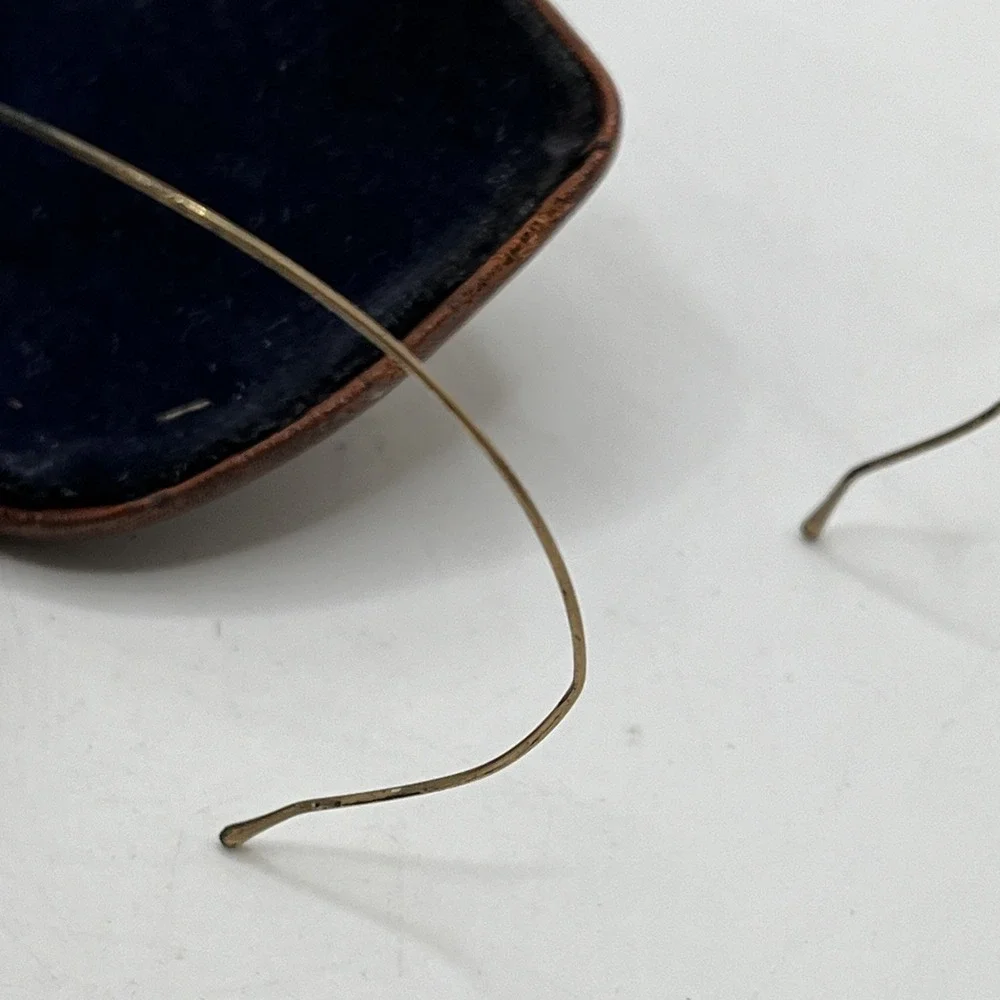 Antique Wire Rim 